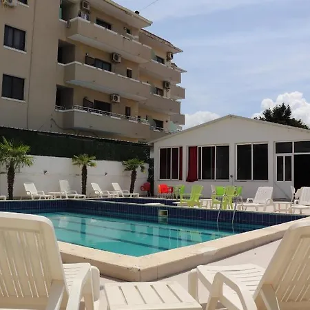 Lion Golem Durres 4*